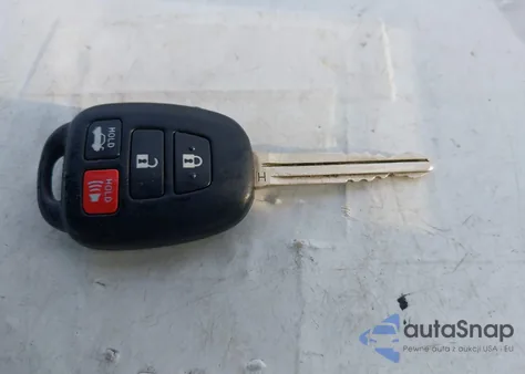 2015 Toyota Camry Xse z USA, uszkodzony, nr VIN 4T1BF1FK4FU927635